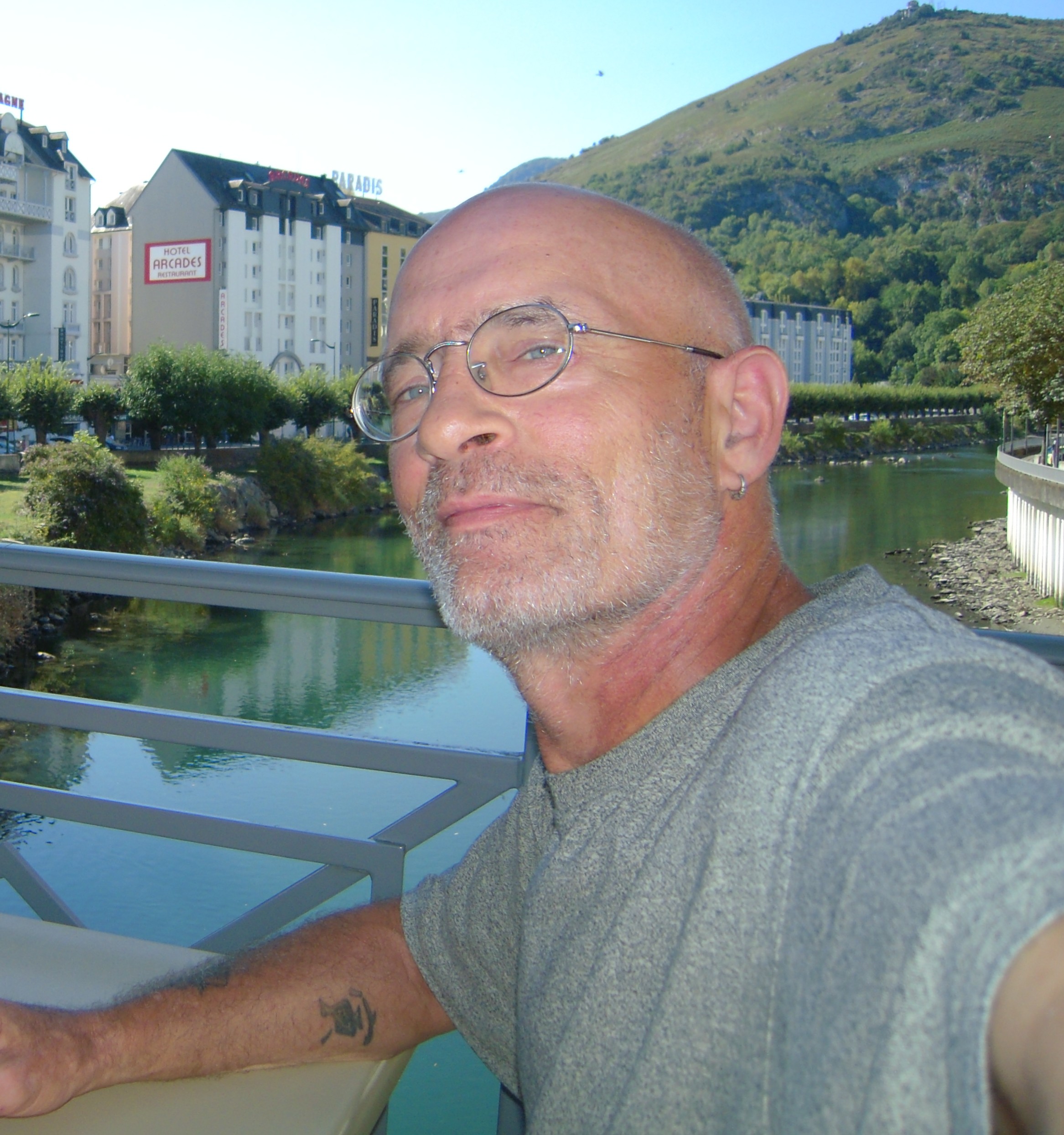 Jorma - Novalles - Vaud | Site coquin