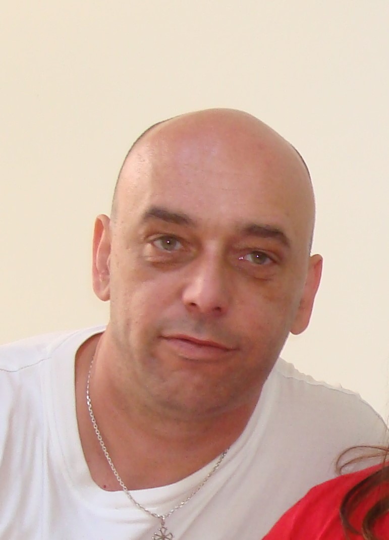 Hugue - Nyon - Vaud | Site coquin