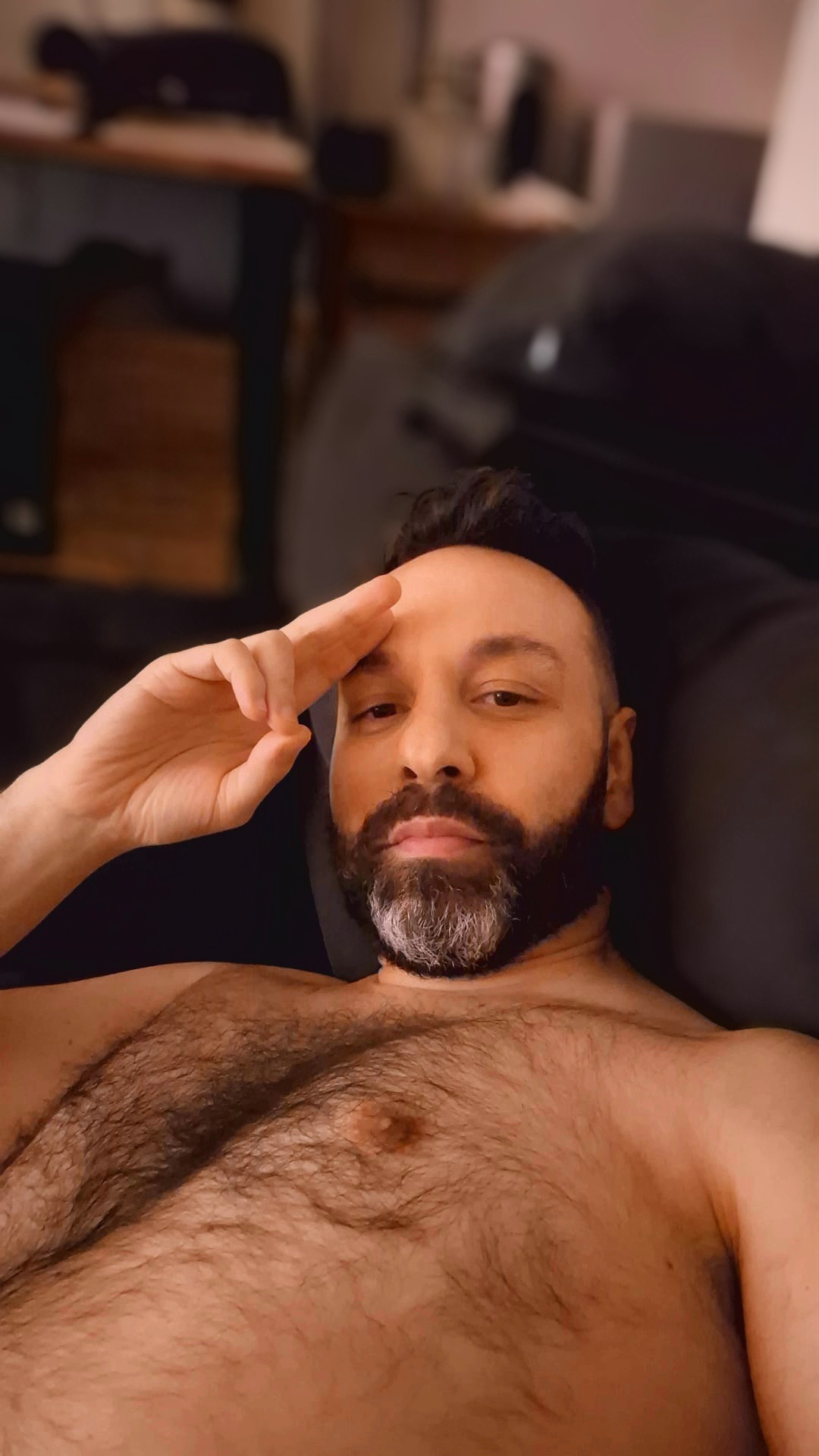Nizare - Epesses - Vaud | Site coquin