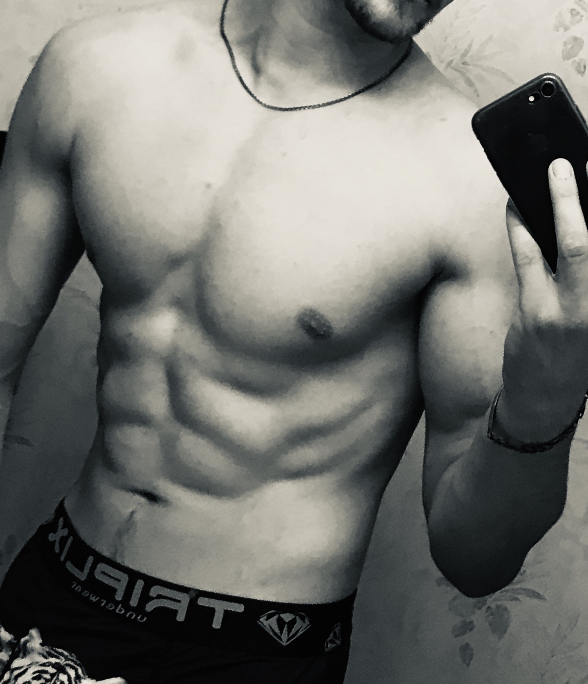 Theotim - Treycovagnes - Vaud | Site coquin