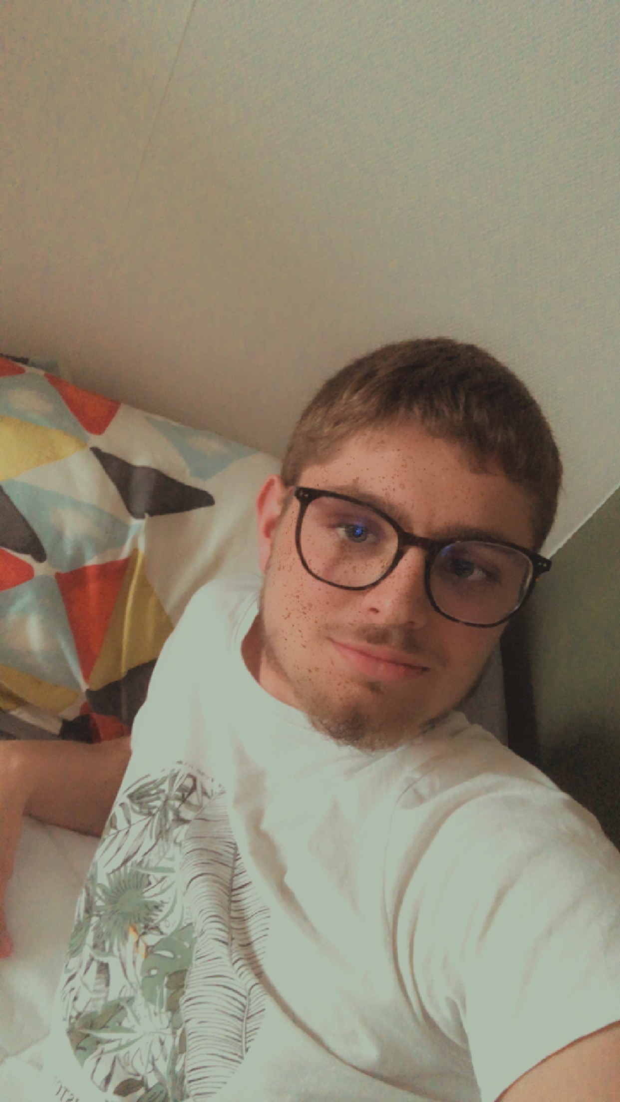 Ozvan - Lonay - Vaud | Site coquin
