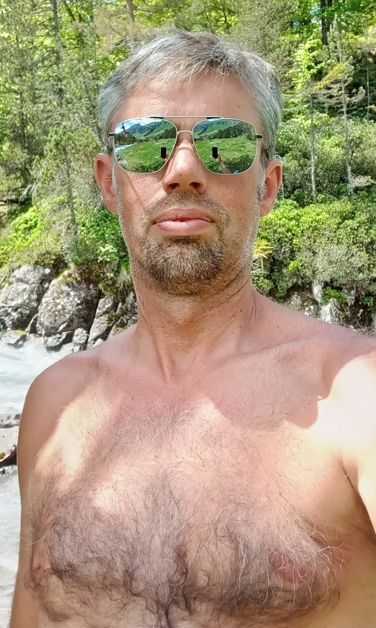 Ogulcan - Couvet - Vaud | Site coquin