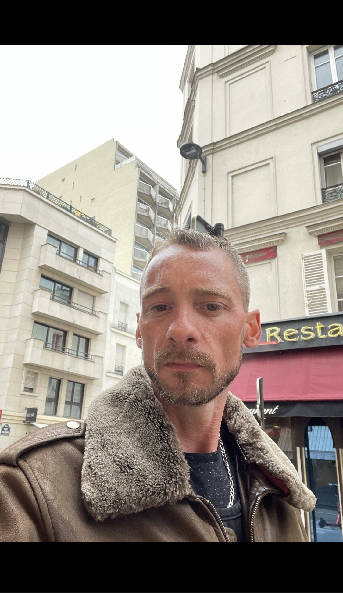Stani - Ballens - Vaud | Site coquin
