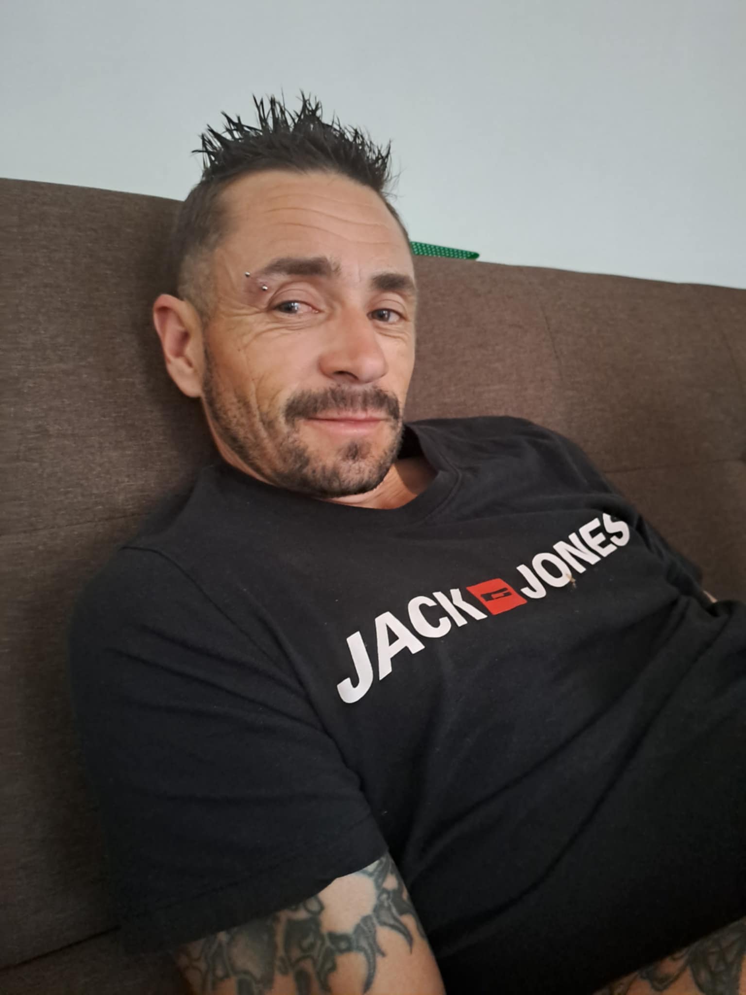 Mestafa - Crissier - Vaud | Site coquin