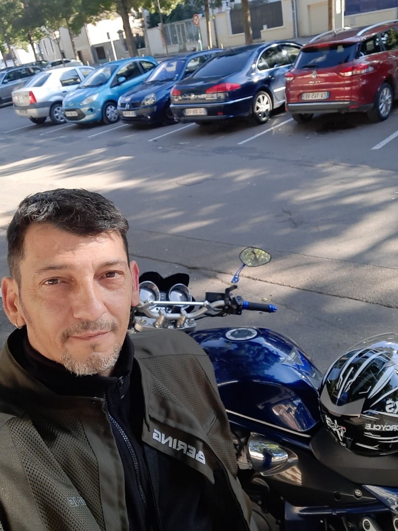 Tou - Féchy - Vaud | Site coquin