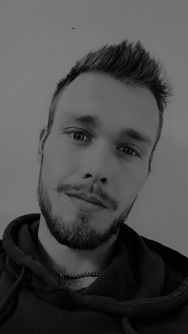 Merrick - Cortébert - Berne | Site coquin