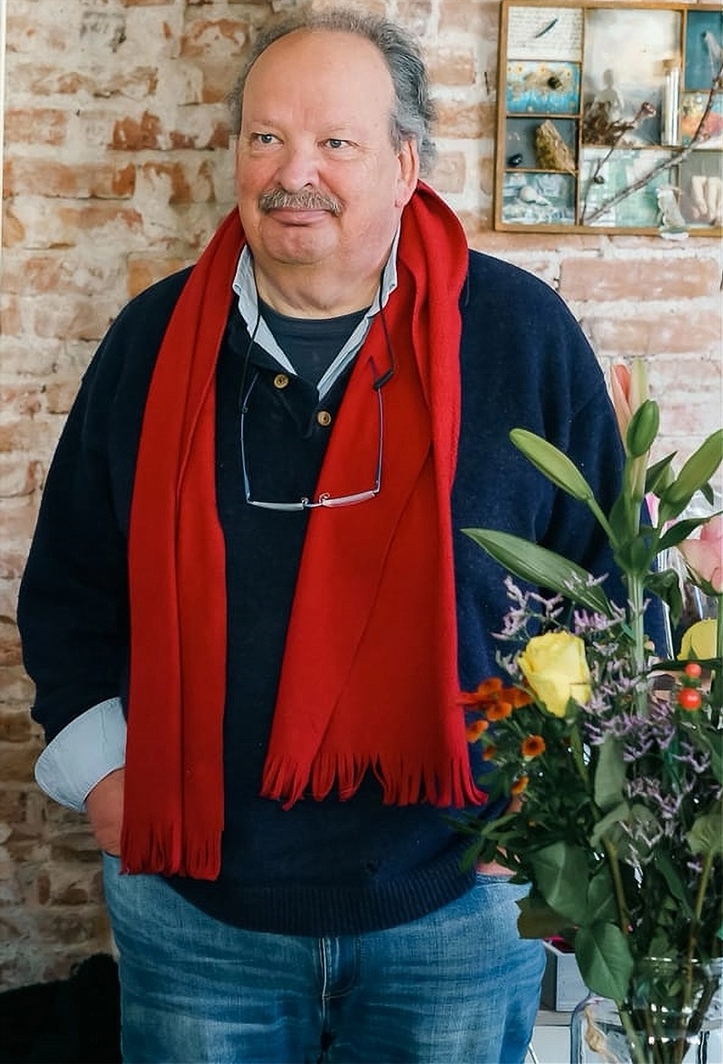 Vangelis - Reverolle - Vaud | Site coquin