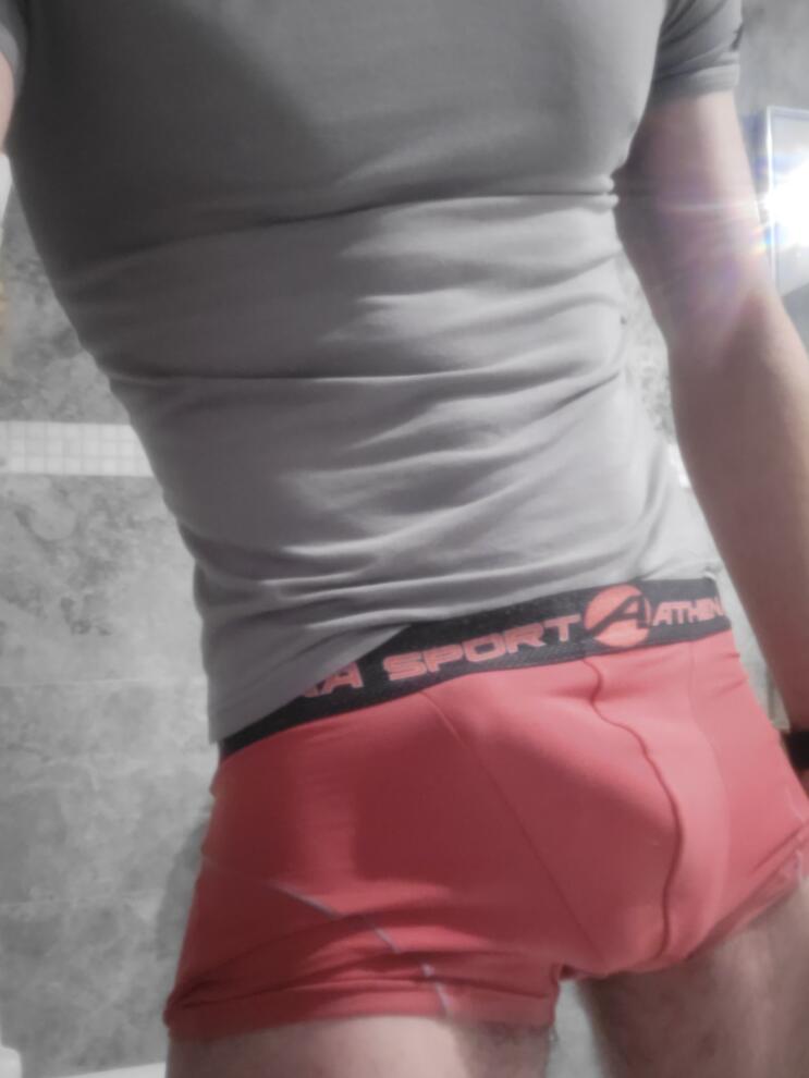 Lorens - Thielle - Neuchâtel | Site coquin